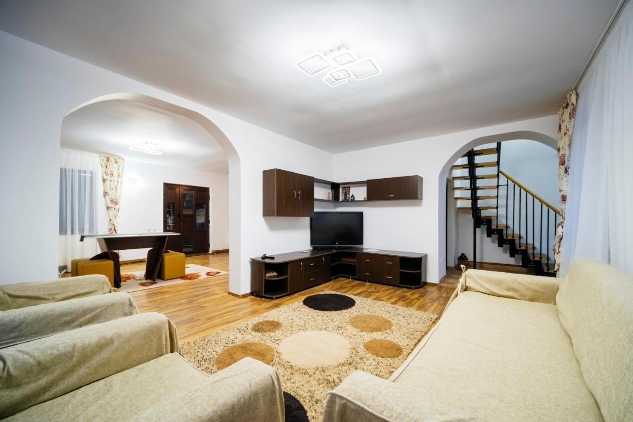 Casa Valeria Voronet Villa Ngoại thất bức ảnh